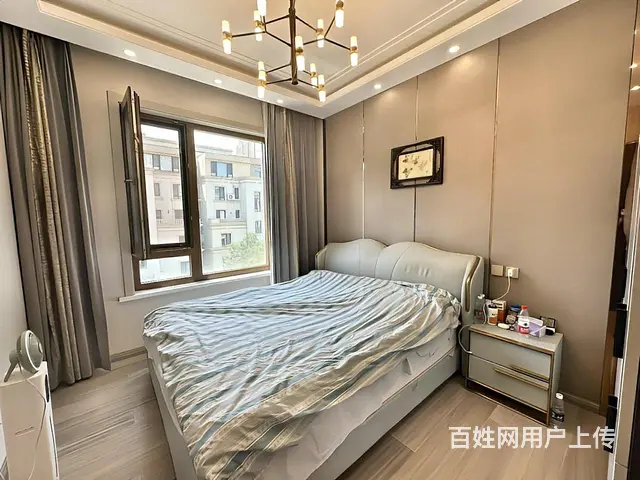 上新外滩叠墅3带4层送地下和花园！送车位 - 图片 4
