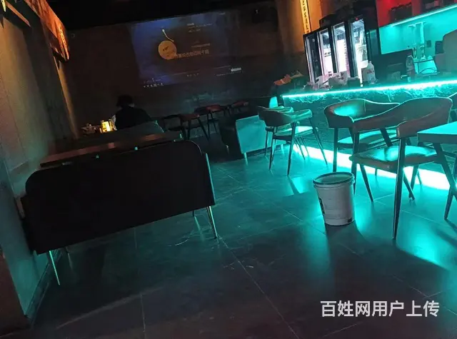 （及 致）低价转让巴黎商街酒吧！接手就可营业！价格好商量！ - 图片 3