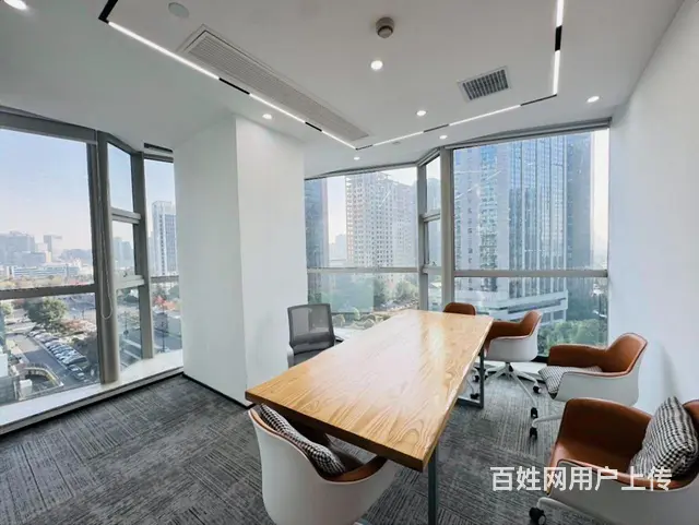 核心商圈里，地铁旁精装办公室出租，带家具3加1格局，可看视频 - 图片 5