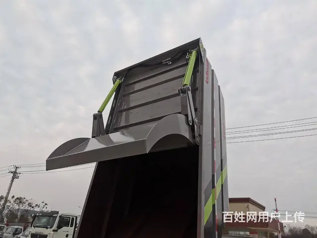 国六长安自装卸式垃圾车 - 图片 5
