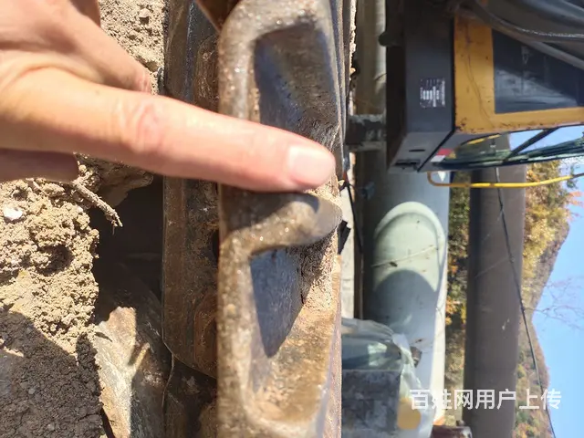 便宜出售一台沃尔沃挖机 - 图片 4