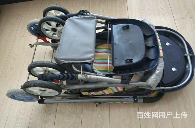 自家用婴儿车出售的图片