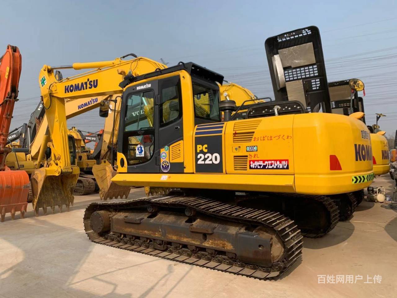 南充二手挖掘机小松220-8mo手续全全国免费配送