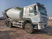 转让二手后八轮大12方豪沃搅拌车380马力国五凌宇