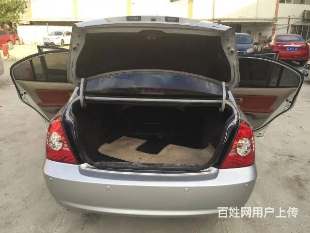 现代 伊兰特 2005款 伊兰特-三厢 1.6 自 - 图片 8