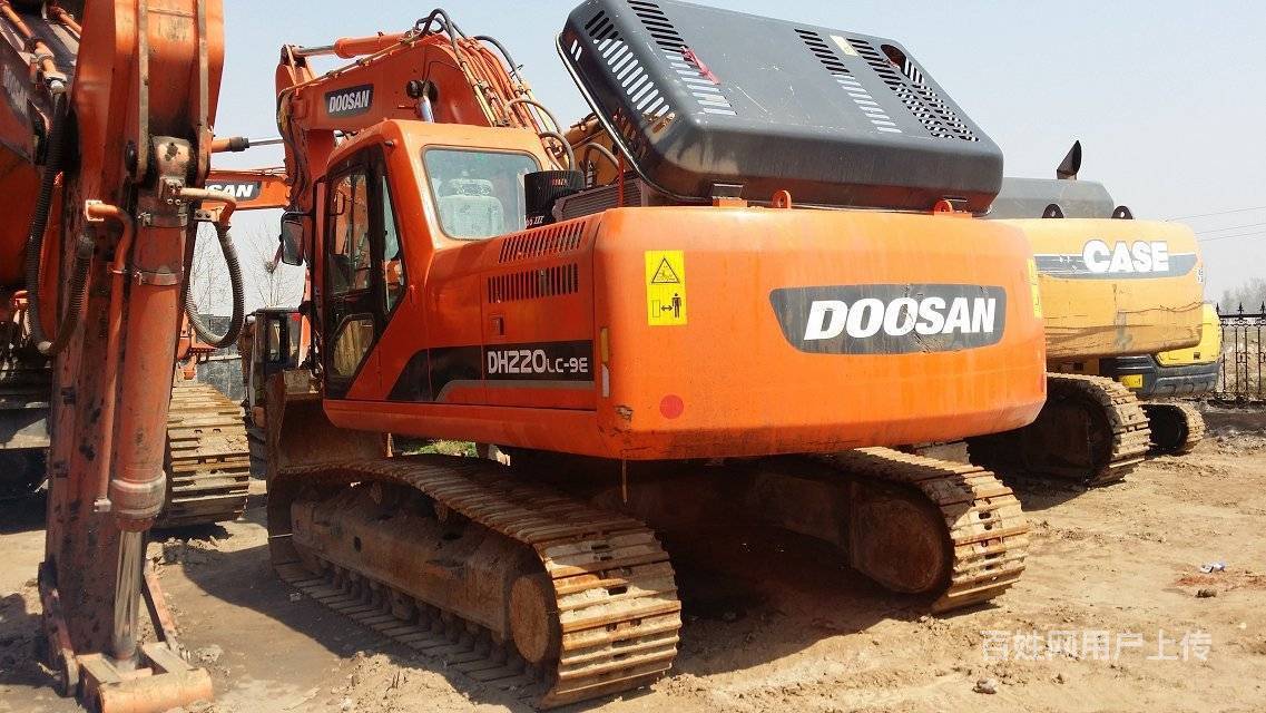 二手大宇225挖掘机【耐用新型】斗山新款挖掘机价格