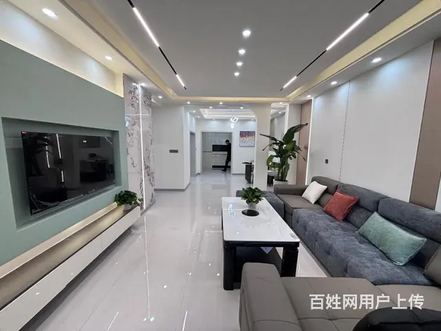 二十小附近 全新装修 峰景丽都四室双卫 手续齐全 可以首付 - 图片 3