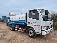 6方东风洒水车