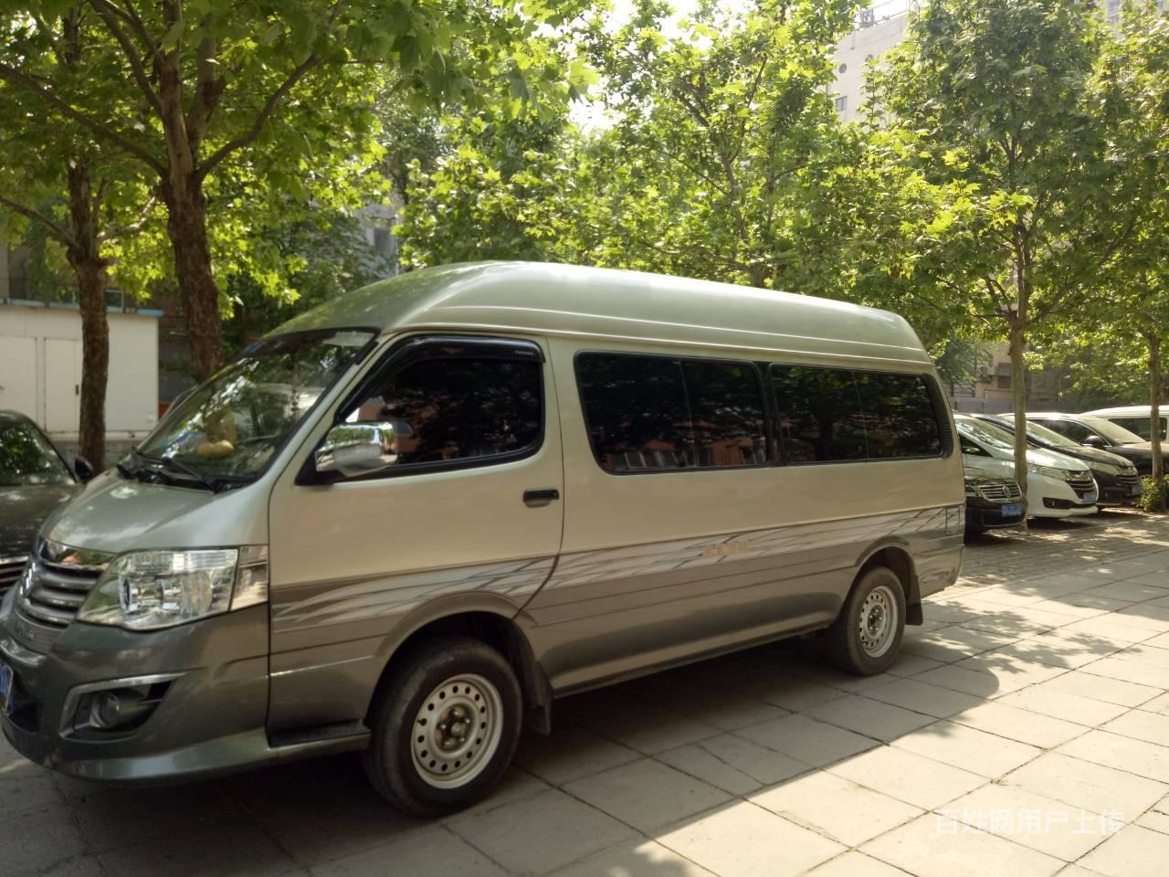 15座奔驰面包车,承接北京各种用车业务.