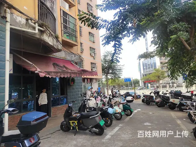 （51旺铺推荐）农垦二小旁80平餐饮转让 - 图片 2