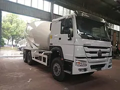 重汽豪沃12方搅拌车多少钱一辆