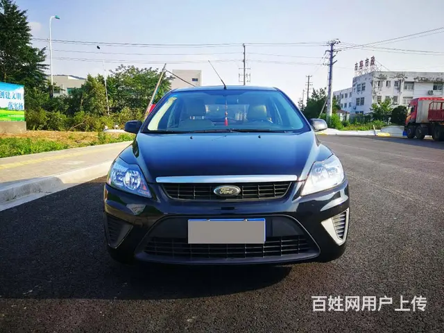 福特 福克斯 2011款 福克斯-两厢 1.8 手动 舒适型 - 图片 1