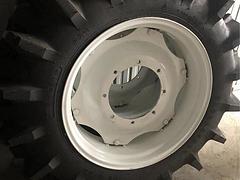轮胎车胎雷沃1404原车全新高花胎一套