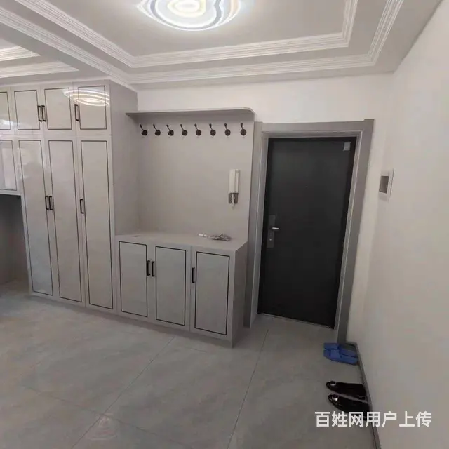 新市医院附近精装修步梯5楼边屋南北通透，热水器， - 图片 5