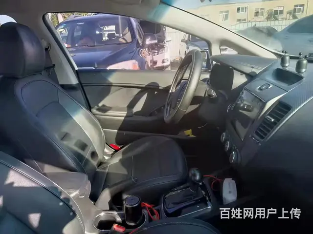起亚 起亚K3 2019款 1.5 无级 豪华版 - 图片 5
