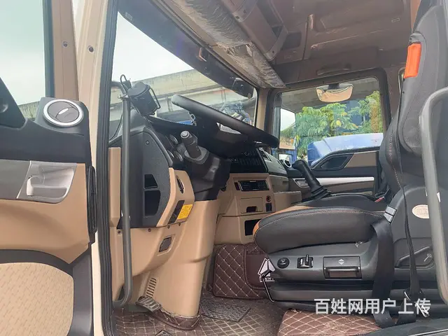 重汽豪瀚 厢式货车 国5 - 图片 5
