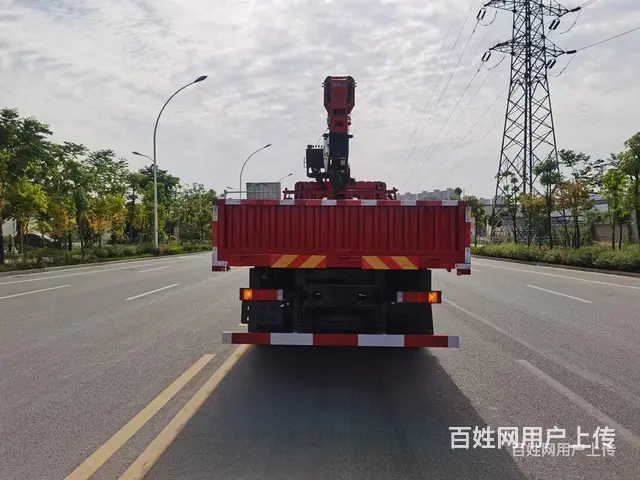 国六6.3吨10吨随车吊厂家电话 - 图片 8