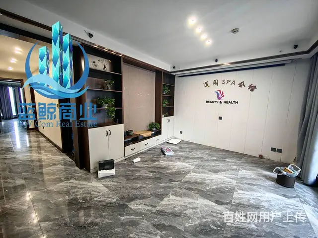 高铁时代广场130平高层南向看金龙湖全景的办公室 - 图片 1