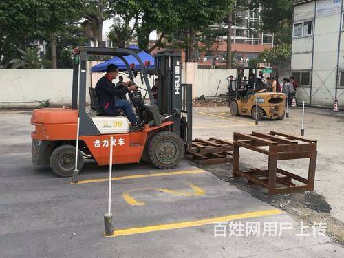 蘇州叉車培訓機構哪家實惠吳江汾湖新舊叉車上牌照