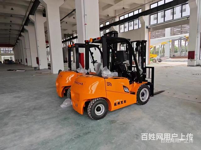 陇南礼县抓机出租吊车师傅电话的图片