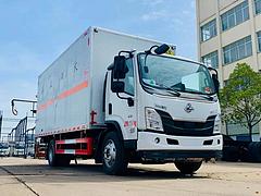柳汽乘龙轻卡5.2米爆破器材运输车
