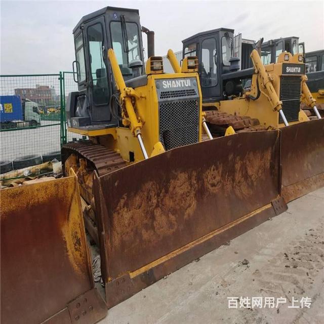 吉安附近二手推土机 湿地160 220山推推土机的图片