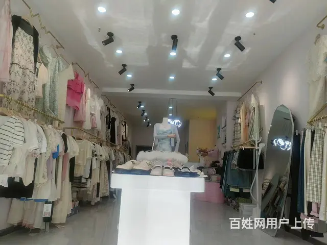 【搞定了！】B个人一金兰广场入口服装店转让，可空转 - 图片 2