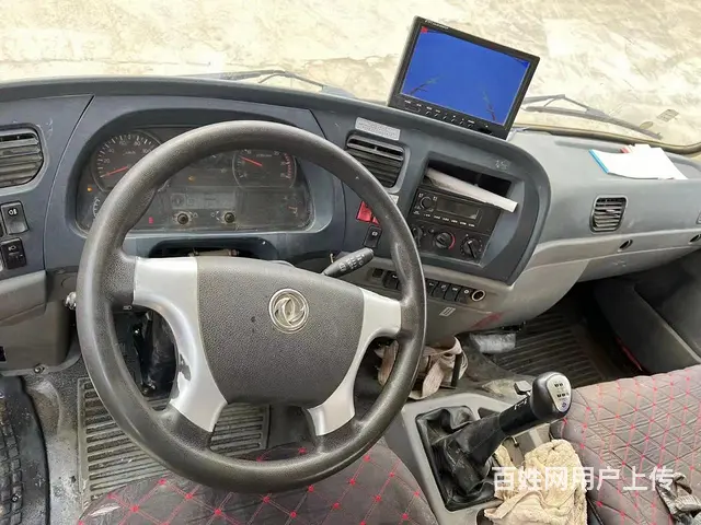 二手徐工8吨随车吊 20户准新车便宜卖可分期 - 图片 4