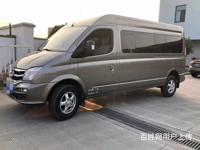上汽大通V80长轴7坐车况精品包过户支持分期 - 图片 3