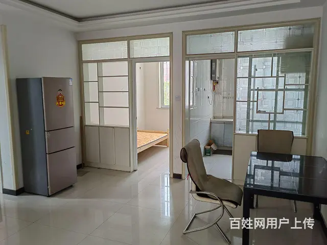 南北通透，交通便利，免费停车，学校附近，3楼， - 图片 6