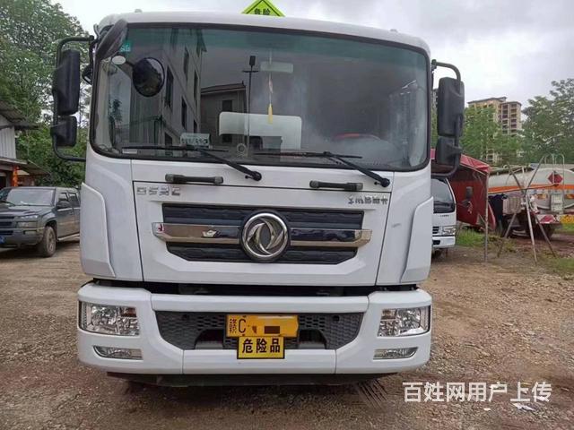 国5东风多利卡满载十吨油罐车 手续齐全的图片