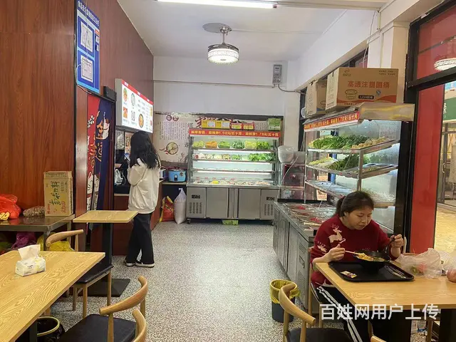 龙圩区（梧州医学高等专业学校）46平小吃店转让 - 图片 2