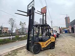3.5吨叉车，两个到手