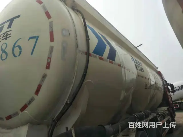 处理16年375马力二手散装水泥罐车，带一年保险， - 图片 3