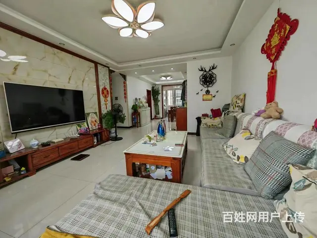 凯旋城精装3楼 三室两厅两卫，带车库车位 85万可贷款 - 图片 7