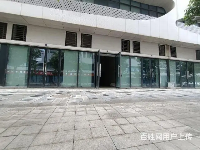 挑高六米，小区主门口五折出售 原价3.3万现价1.5万每平 - 图片 5