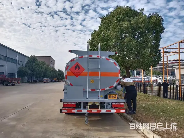 东风8吨运油车 年底大促销包上牌 - 图片 8
