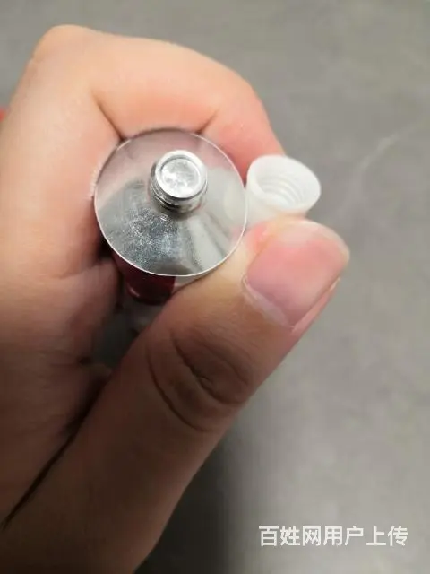 潜水艇牌的生料带和免钉胶 - 图片 8