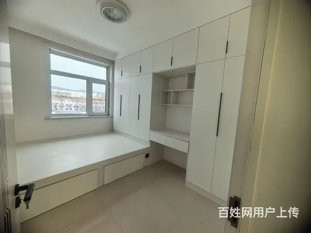 万宝，1楼相当于2楼，79平，25.5万 - 图片