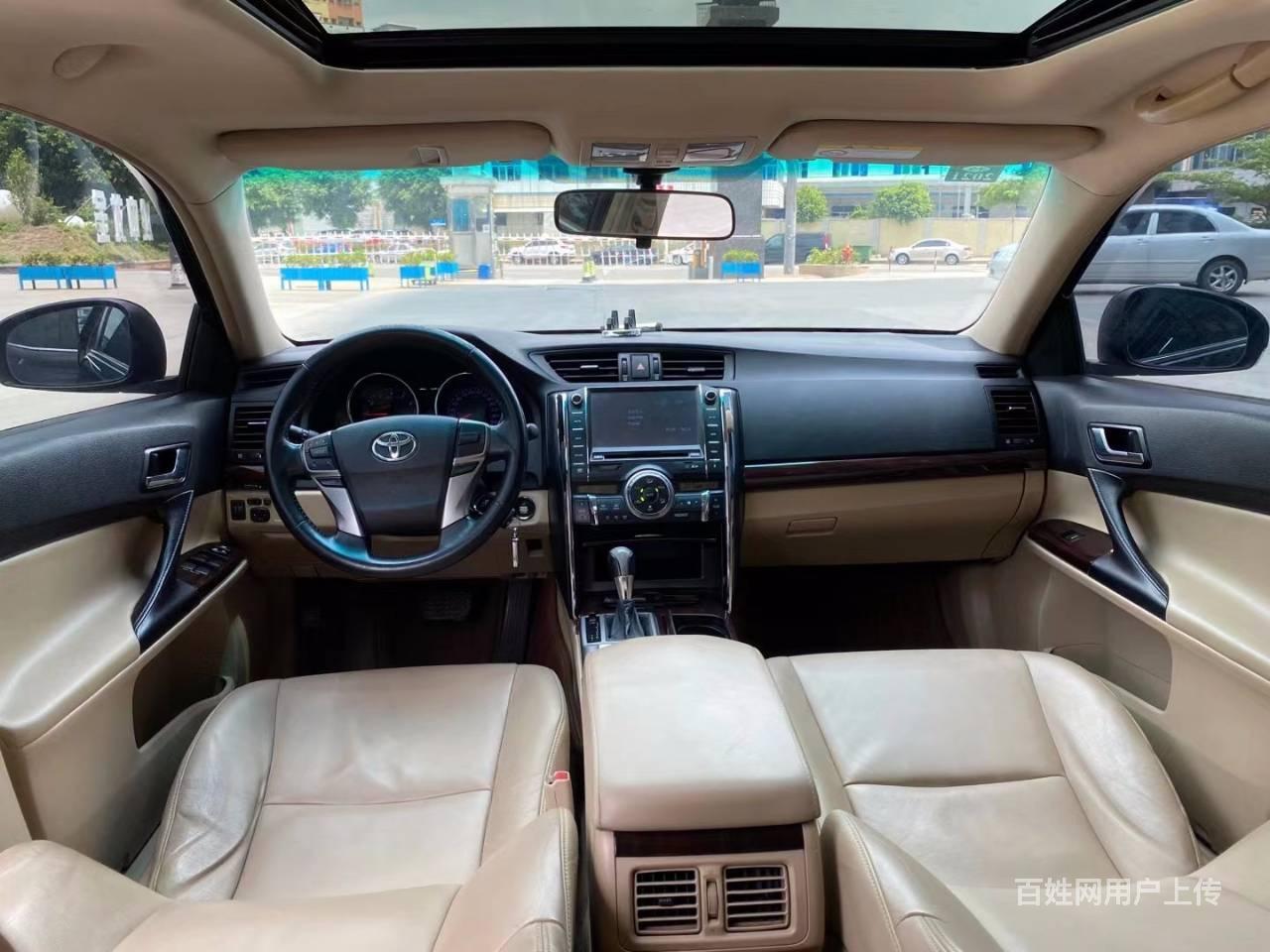 来宾抵押车: 粤户 12年 丰田锐志