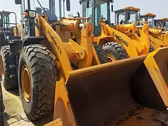 滨州二手装载机市场 转让九成新旧30/50铲车