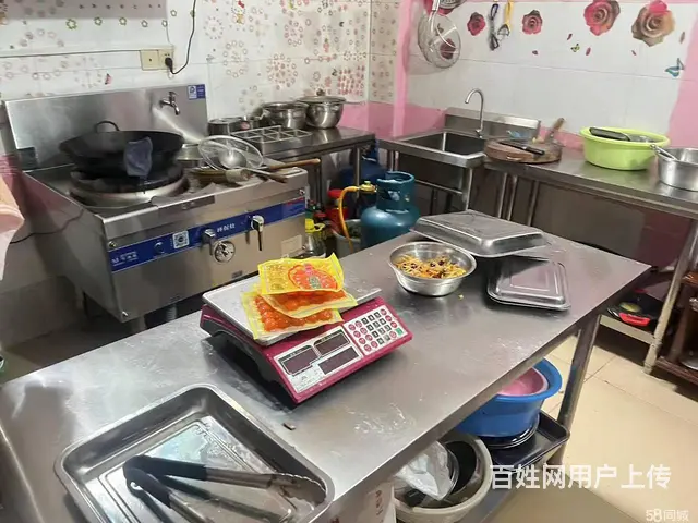 （51旺铺推荐）群众街100平餐饮店急转让（带宿舍） - 图片 6