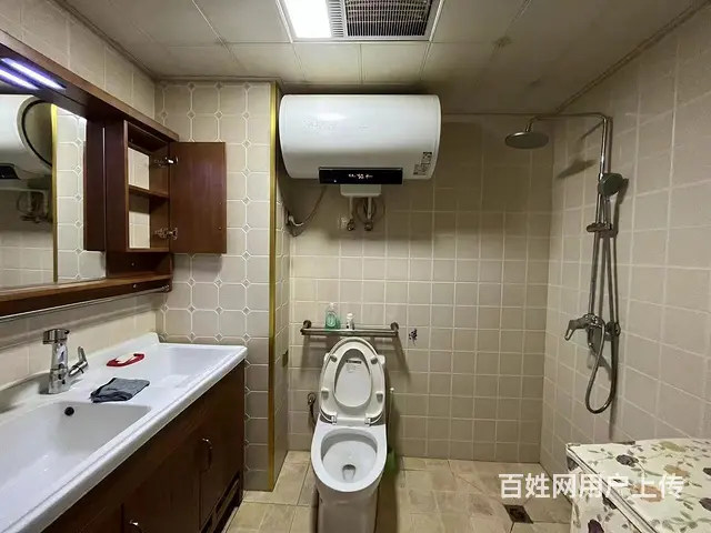 马德里皇家水岸一楼带院，南北标户两居室，带家电家具！ - 图片 3