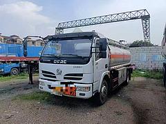 东风 油罐车