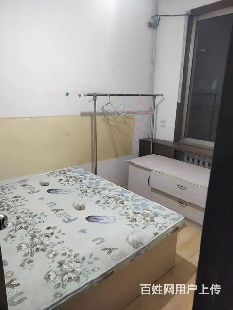 火车站附近新建东巷四室一厅900 - 图片 4