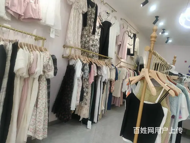【搞定了！】B个人一金兰广场入口服装店转让，可空转 - 图片 5