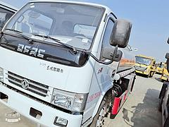 转让东风5吨8吨运油车 10吨运油车价格便宜