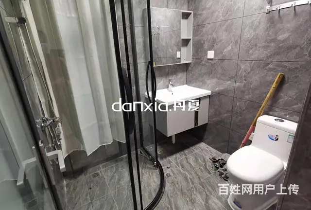 富雅国际 大单间出租 精装全配 包含沙发茶几电视书桌等配套 - 图片 3