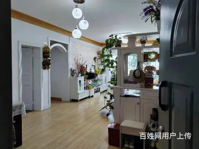 建设路上 繁华路段的房子
单价6800 - 图片 8