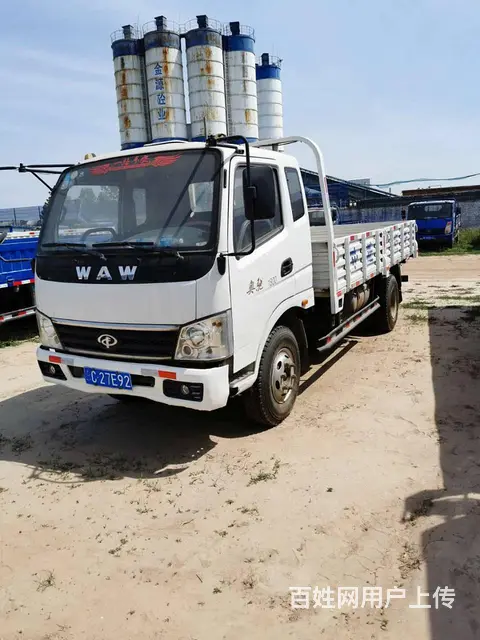 4.2米车厢二手奥驰平板小货车 825-16轮胎 - 图片 1
